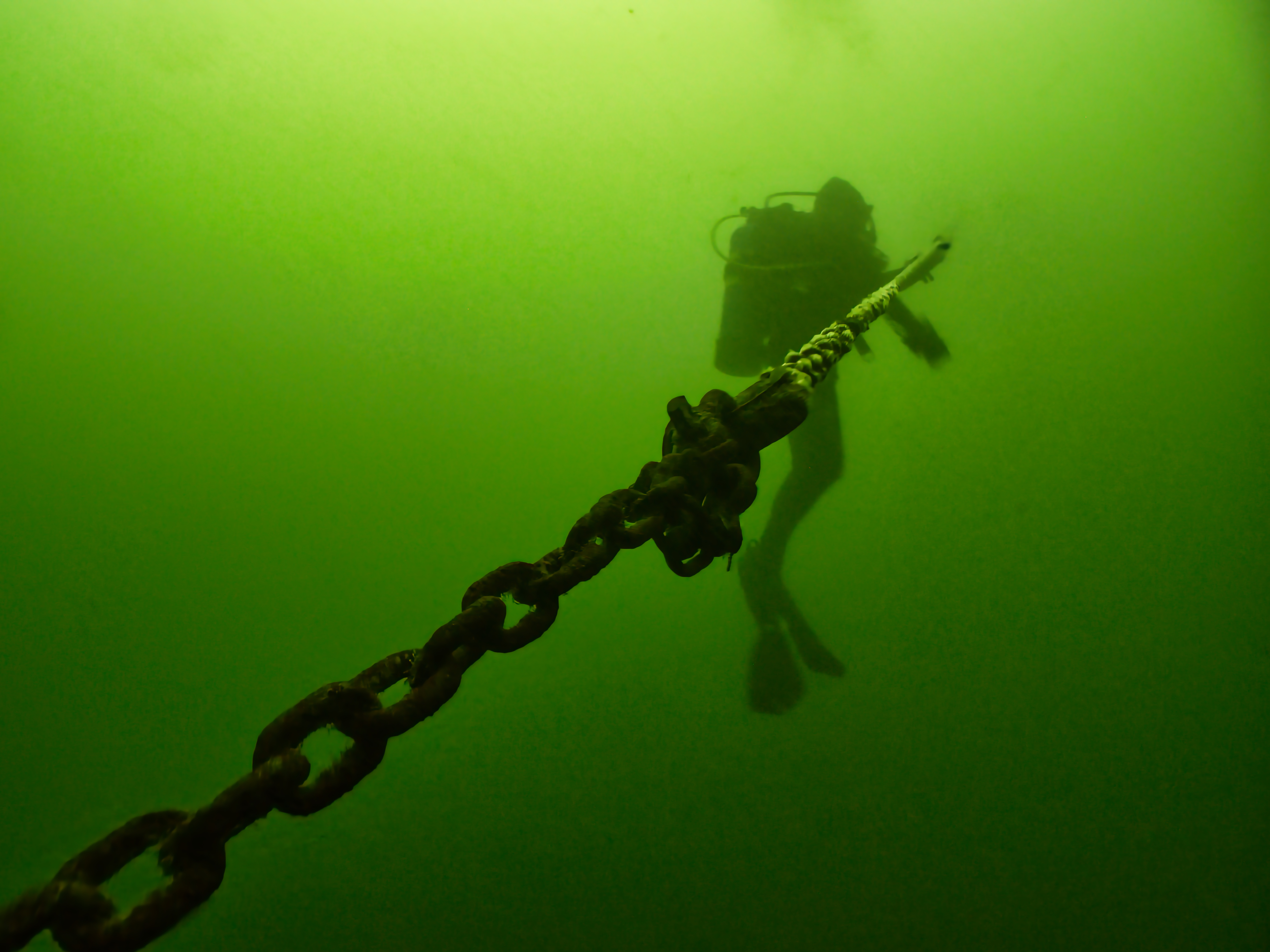 Green Water Safety Stop